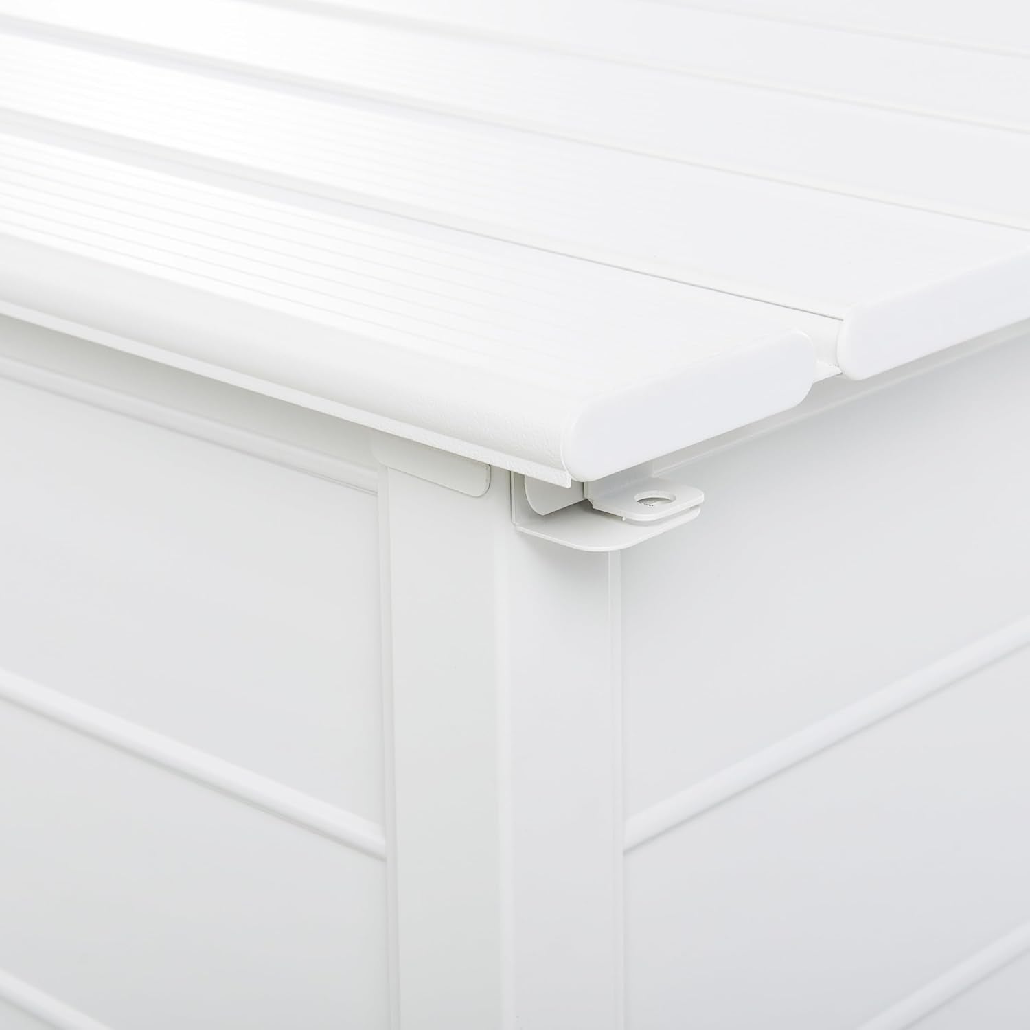 Beliani Arcón para exterior de aluminio mueble de almacenaje de jardín blanco 113 x 50 cm Campalto