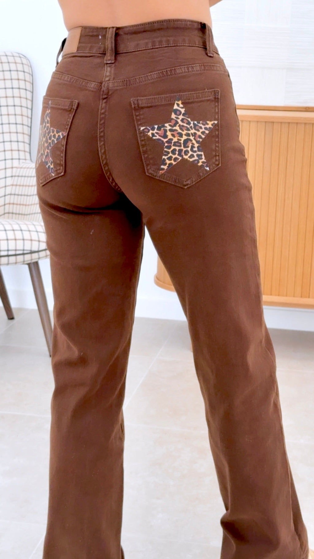 PANTAL¨®N LEOSTAR