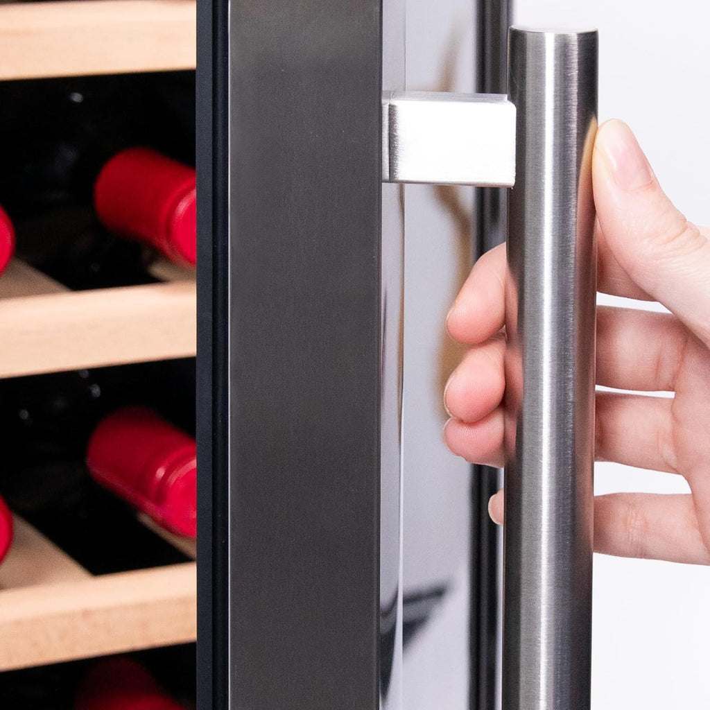 Cecotec Vinoteca Libre Instalación Bolero GrandSommelier 1250 CoolWood. Nevera para vinos con capacidad para 12 botellas, temperatura ajustable de 8-18ºC, LED y estantes de madera.
