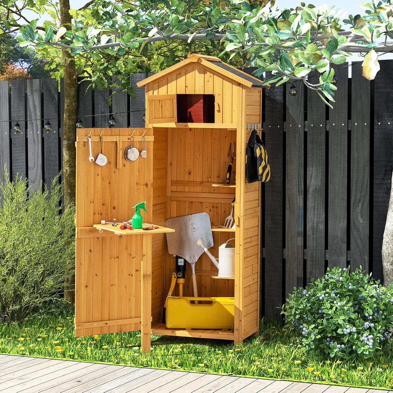 RELAX4LIFE Cobertizo de Madera con Techo a 2 Aguas de Asfalto, Armario de Jardín con 8 Ganchos, 3 Estantes Extraíbles y Mesa Plegable para Herramientas de Jardinería
