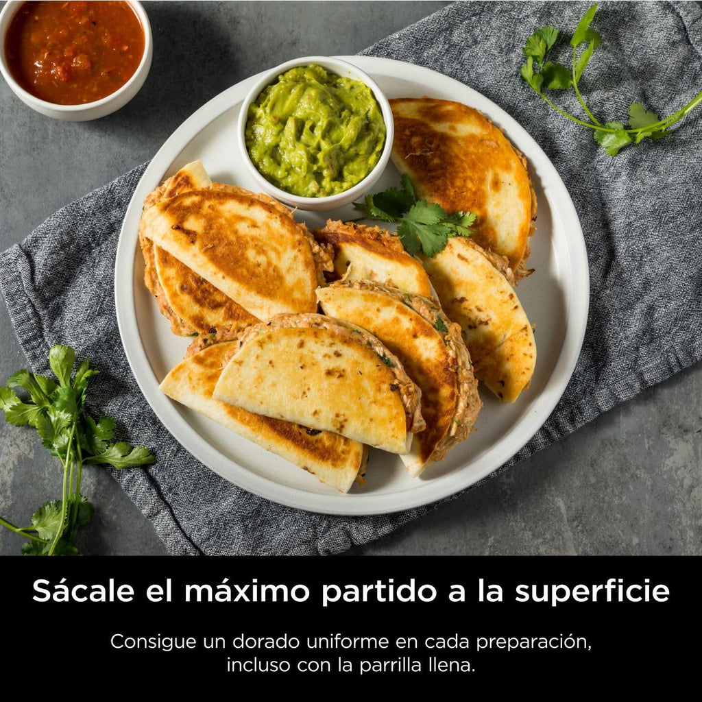 Ninja Sizzle Pro XL Indoor Grill and Griddle with Non-Stick Ceramic Griddle Plate and Griddle, Detachable Lid, Grease Catcher and Recipe Guide, Silver/Black GX101EU