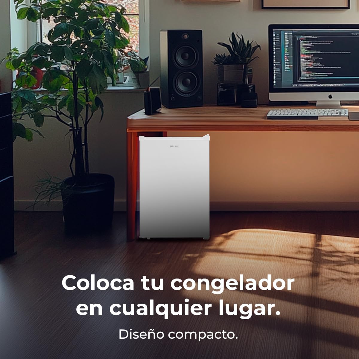 Cecotec Congelador Vertical Sobremesa 97 L Bolero CoolMarket TF 97 White, Clase Energética E, Diseño compacto, Puerta reversible, 3 Cajones, Medidas 55,1 x 57,5 x 83,5 cm, Color Blanco