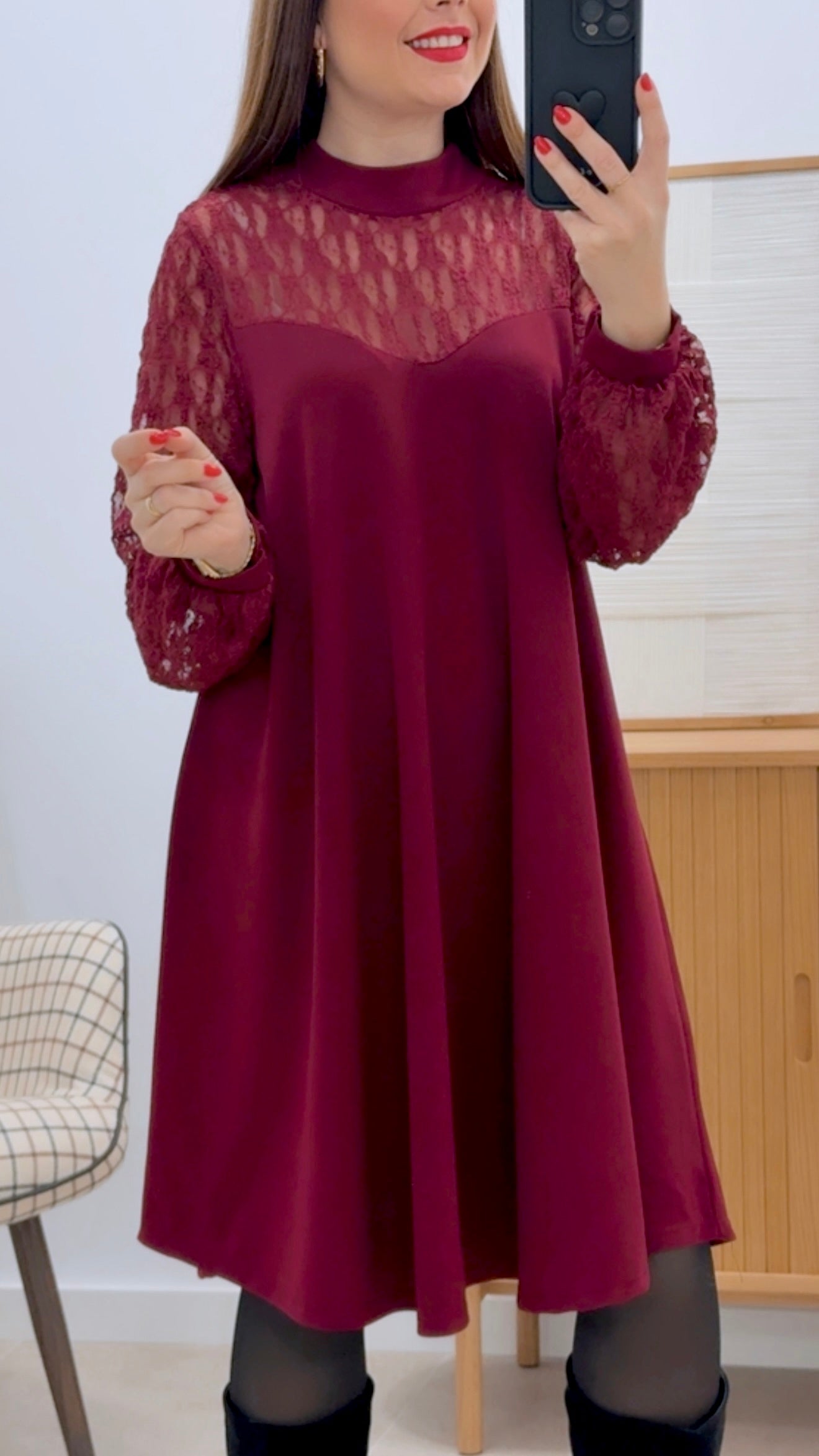 VESTIDO CALADO