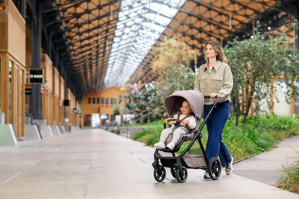 Maxi-Cosi Oxford Cochecito, 0-4 años, 0-22 kg, Plegado compacto, Asiento espacioso, reclinación ergonómica, Suspensión de última generación, 3 reclinaciones, 10 kg Amplia cesta, Twillic Truffle