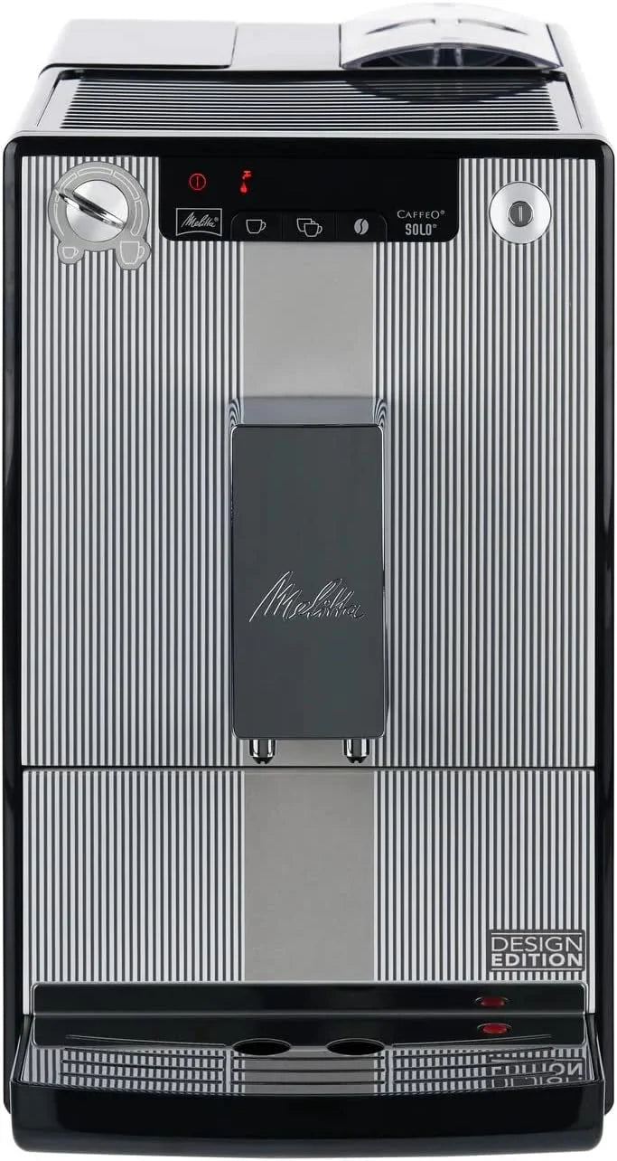 Melitta, Solo E950-222, Superautomatic Coffee Maker with Grinder, 15 Bars, Espresso Bean Coffee, Automatic Cleaning, Customizable, Pure Black
