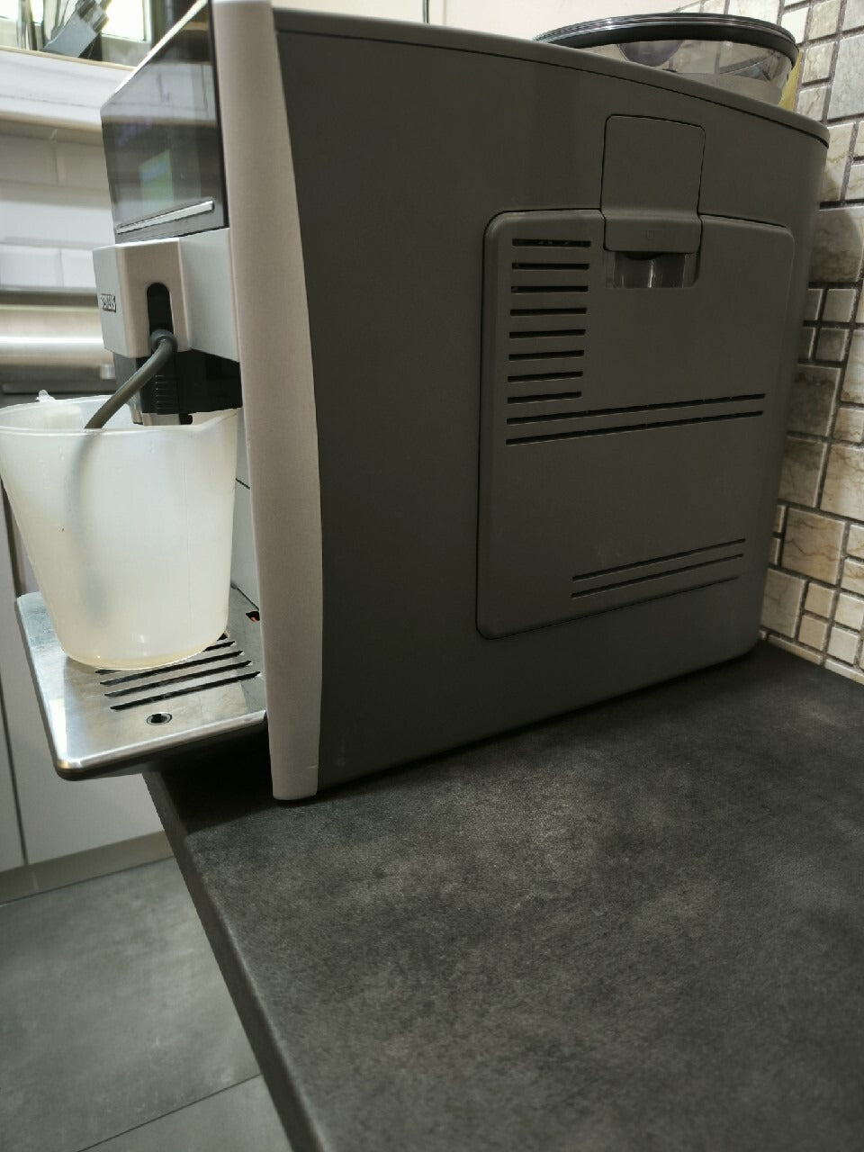 Ekspres Siemens EQ6 s300