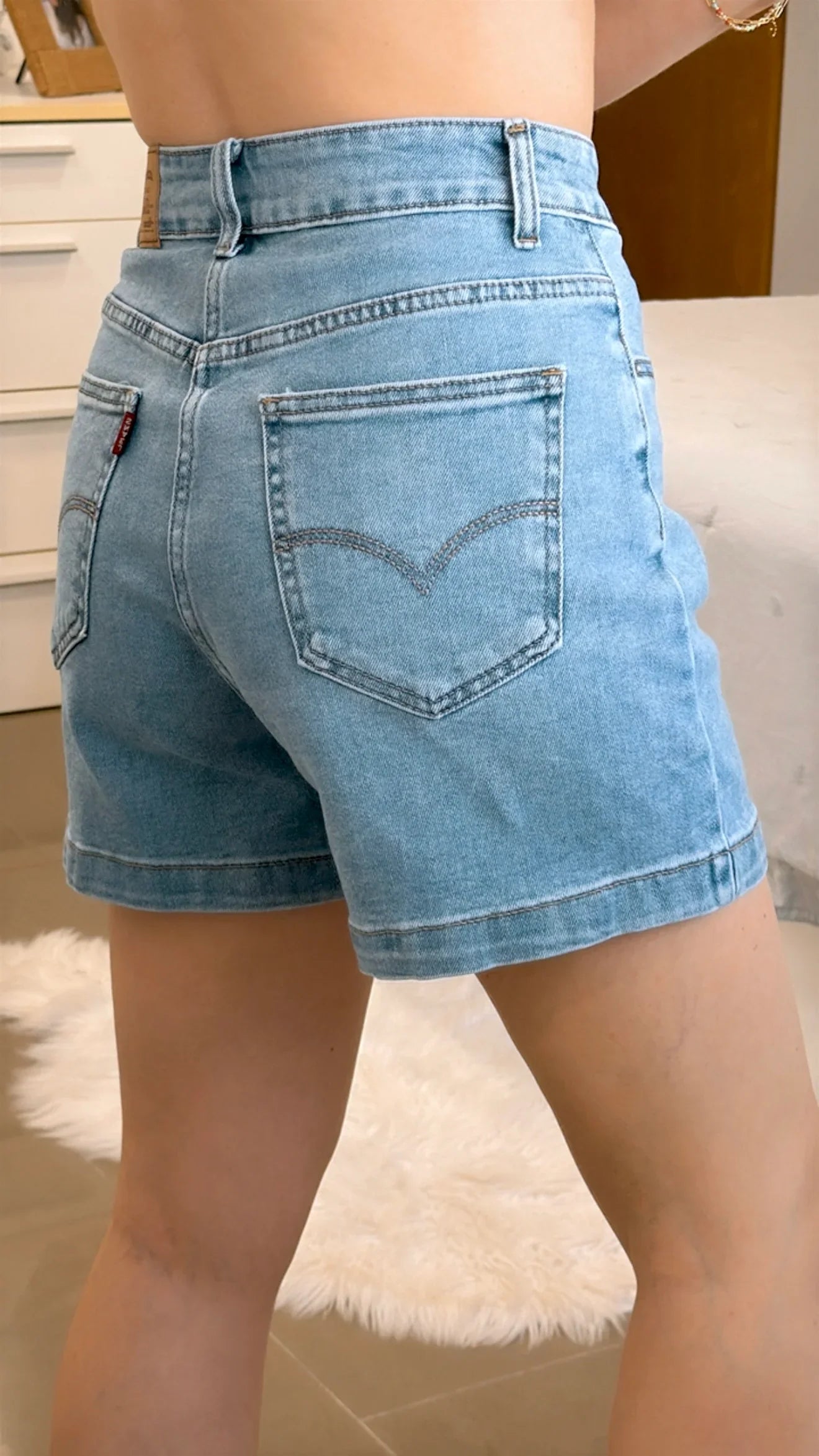 SHORT ORIGINAL