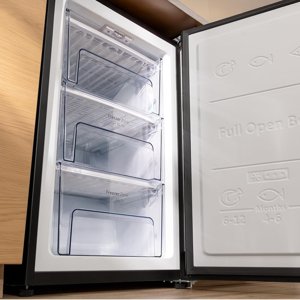 Cecotec Congelador Vertical Sobremesa 97 L Bolero CoolMarket TF 97 Inox, Clase Energética E, Diseño compacto, Puerta reversible, 3 Cajones, Medidas 55,1 x 57,5 x 83,5 cm, Color Inox