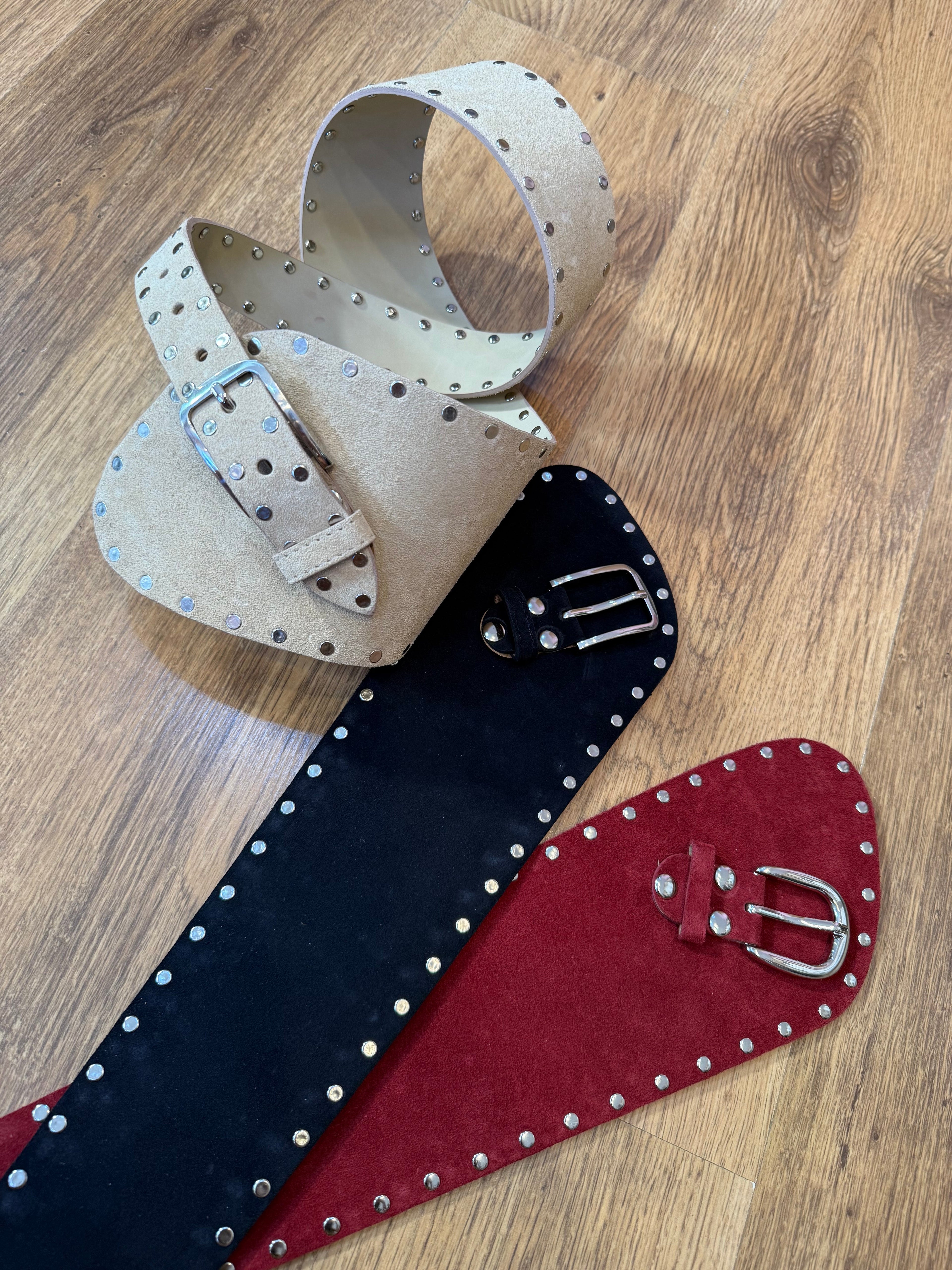 CINTUR¨®N TACHUELAS