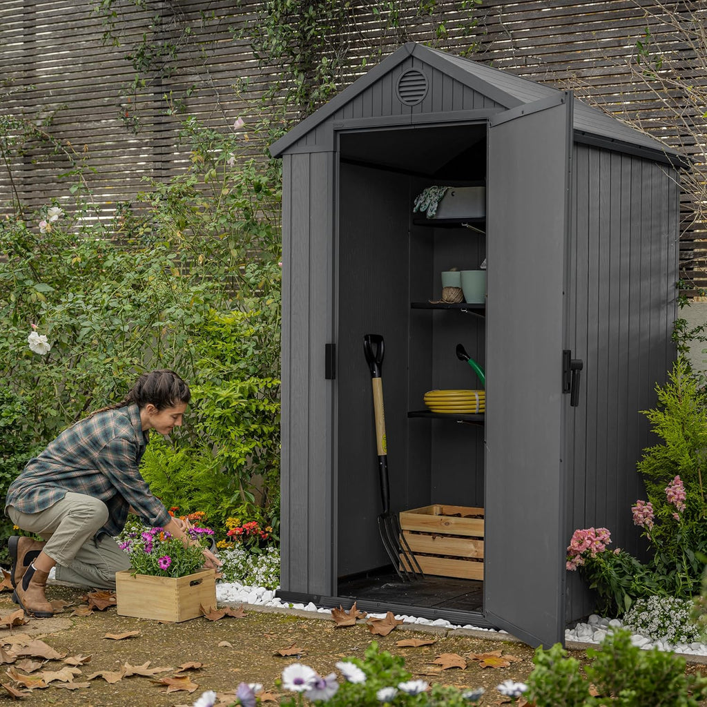 KETER Darwin 4x4 Caseta de jardín, 125.8 x 117 x 205 cm y 1.4 m2, Suelo, Sistema de ventilación, Puerta y Ventana, Resistente al Agua, Color Gris