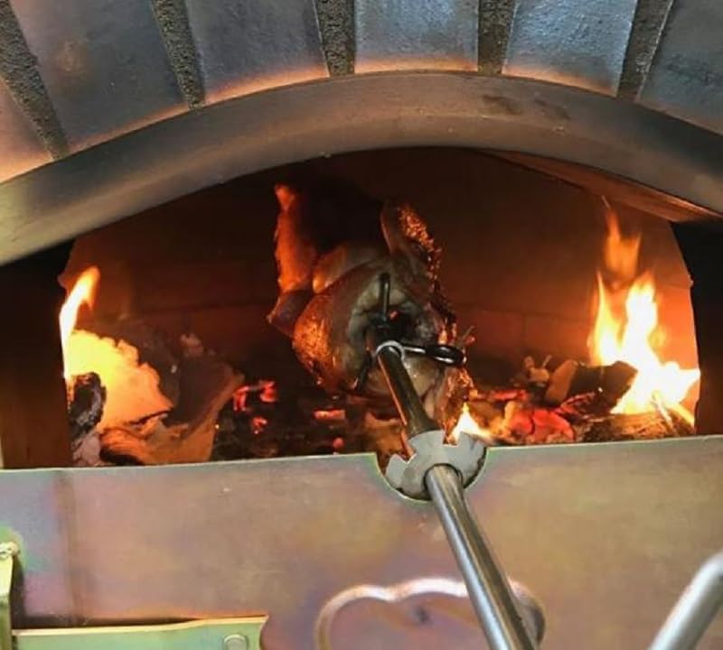 AzJardin- HORNO DE LEÑA MORUNO 100cm- Horno de exterior o interior ideal para asados y pizzas. Puerta hierro zincado. Termómetro instalado en puerta. Fabricado en ladrillo refractario y mortero.