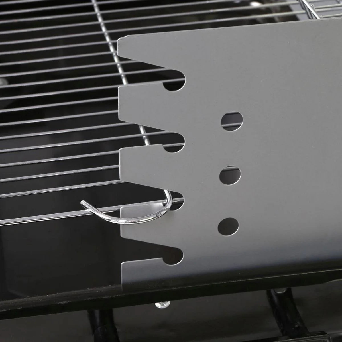 Barbacoa De Carbón Lolahome Con Parrilla De Acero, 57x38x80 Cm, Negra