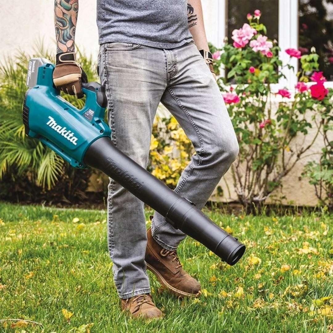 Soplador LXT 18 V (1 x 5,0 Ah) con cargador rápido - DUB184RT
