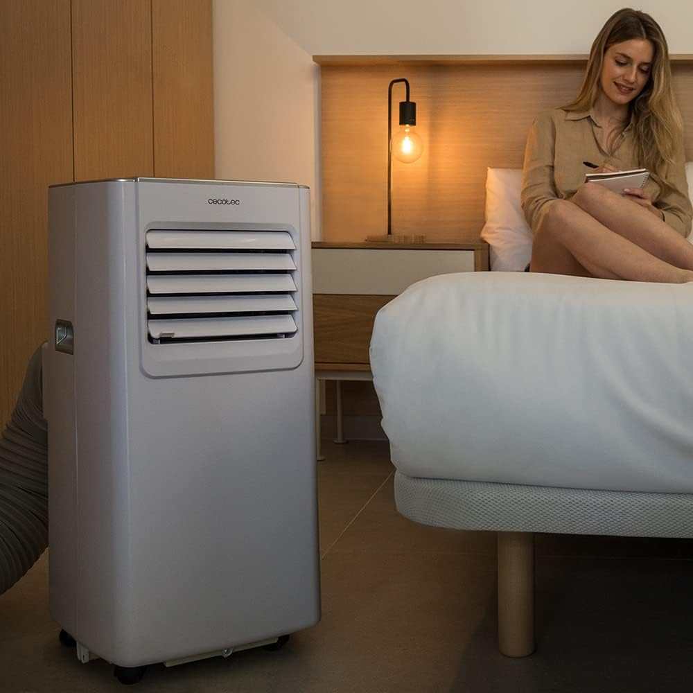 Cecotec Aire Acondicionado Portátil con Mando a Distancia ForceClima 7100. 7000 BTU, Bajo Consumo, Pantalla LED, 4 Modos, 2 Velocidades, Cobertura 15-20m2