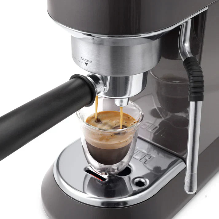 De'Longhi Dedica Arte EC885 - Cafetera espresso compacta con espumador profesional y 15 bares de presión