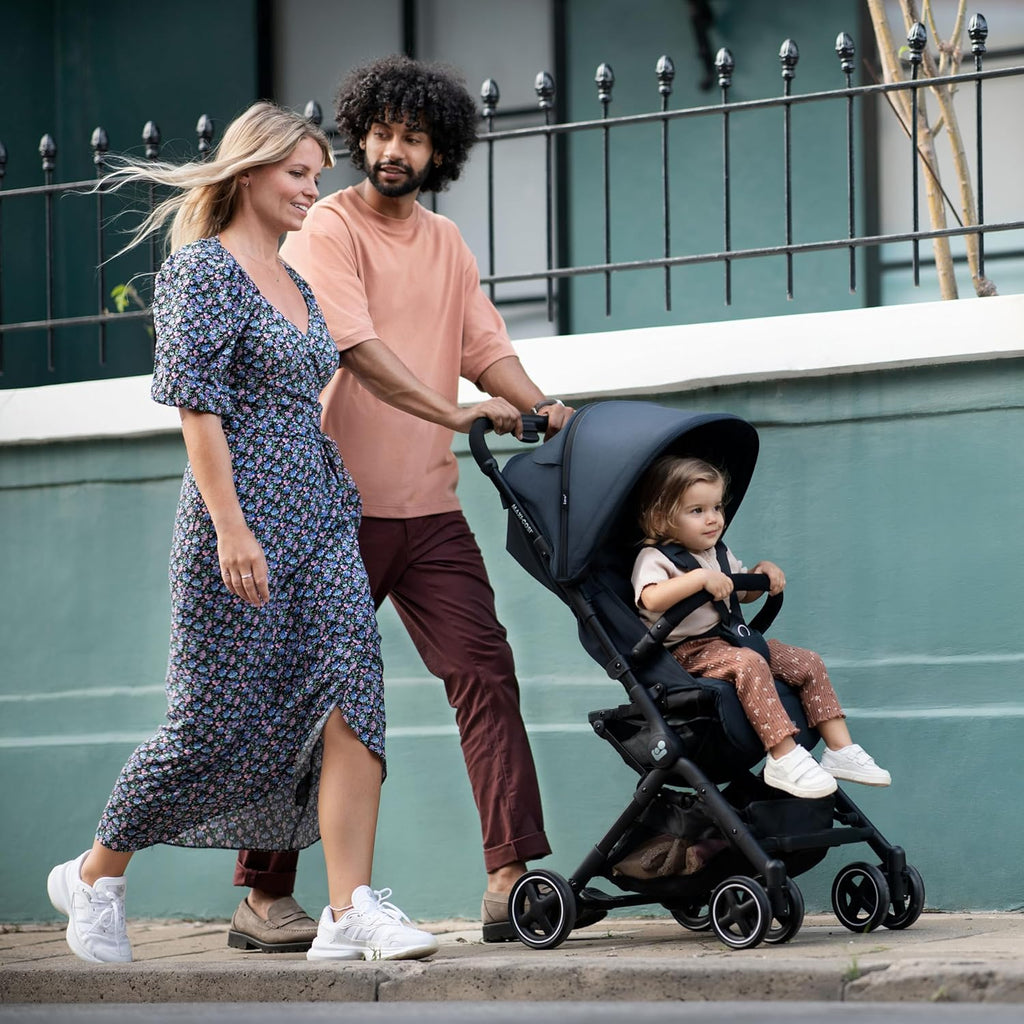 Maxi-Cosi Lara2, Silla de Paseo Ligera, 0-4 años, 0-22 kg, Silla Paseo Bebe Compacta, 3 Reclinaciones, Reclinación Total, Plegado Automático, Bandolera, Essential Black